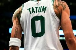 开云体育直播-勇士横扫吉林队，塔图姆刷新纪录的简单介绍