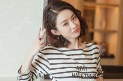 开云体育-引擎咆哮与城市霓虹，爱德华兹的F1街道赛压制级夜晚