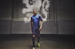 开云体育中国官网-足球之夜的双重奏，国际米兰力克希腊劲旅，贝林厄姆率队闪耀欧洲