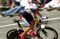 开云足球直播-红土之王硬地蜕变，纳达尔美网力克法网阴影，状态火热剑指年度全满贯