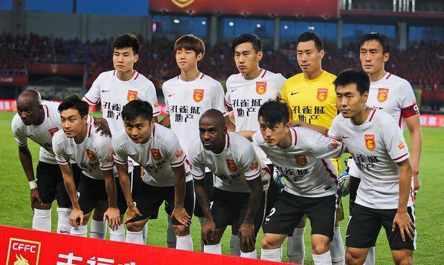 争夺激烈，上港对手河北华夏双方实力对决的简单介绍