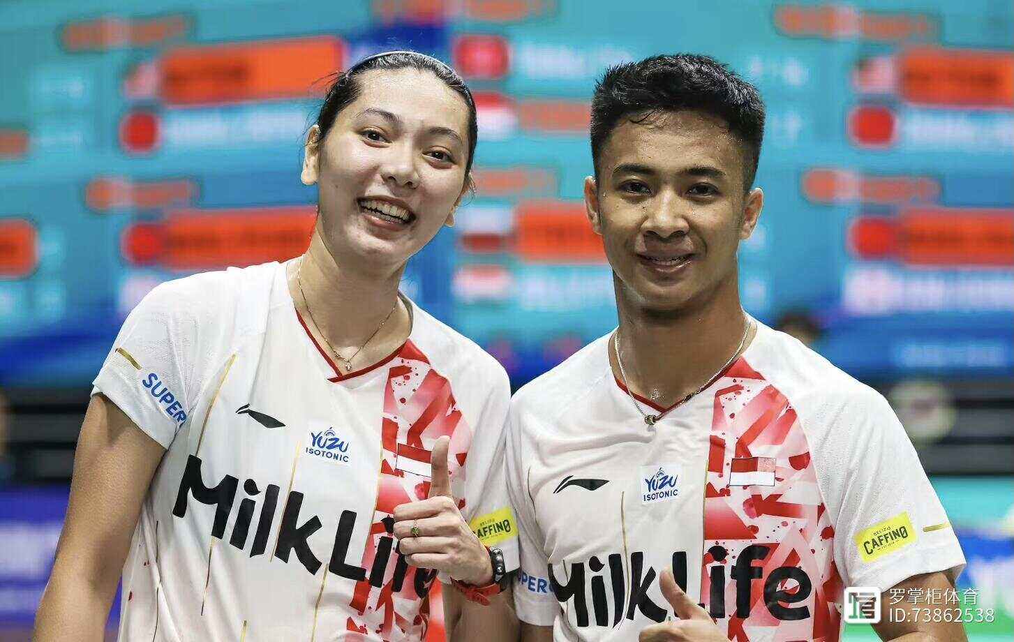 中国队鏖战马来西亚队，黄鸭组合带队取胜