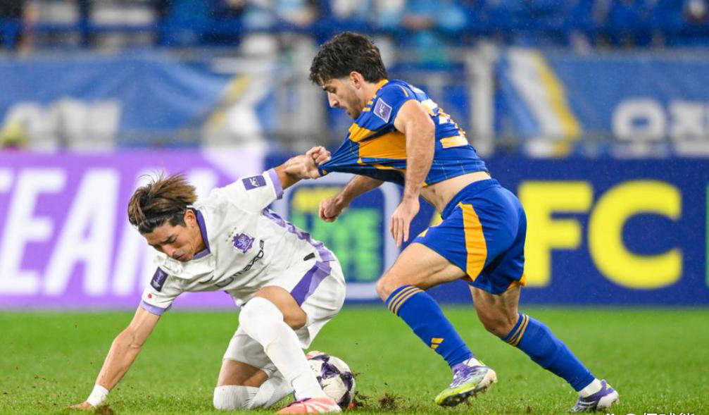 包含伊斯坦布尔巴萨奇塔斯将挑战广岛三箭的词条