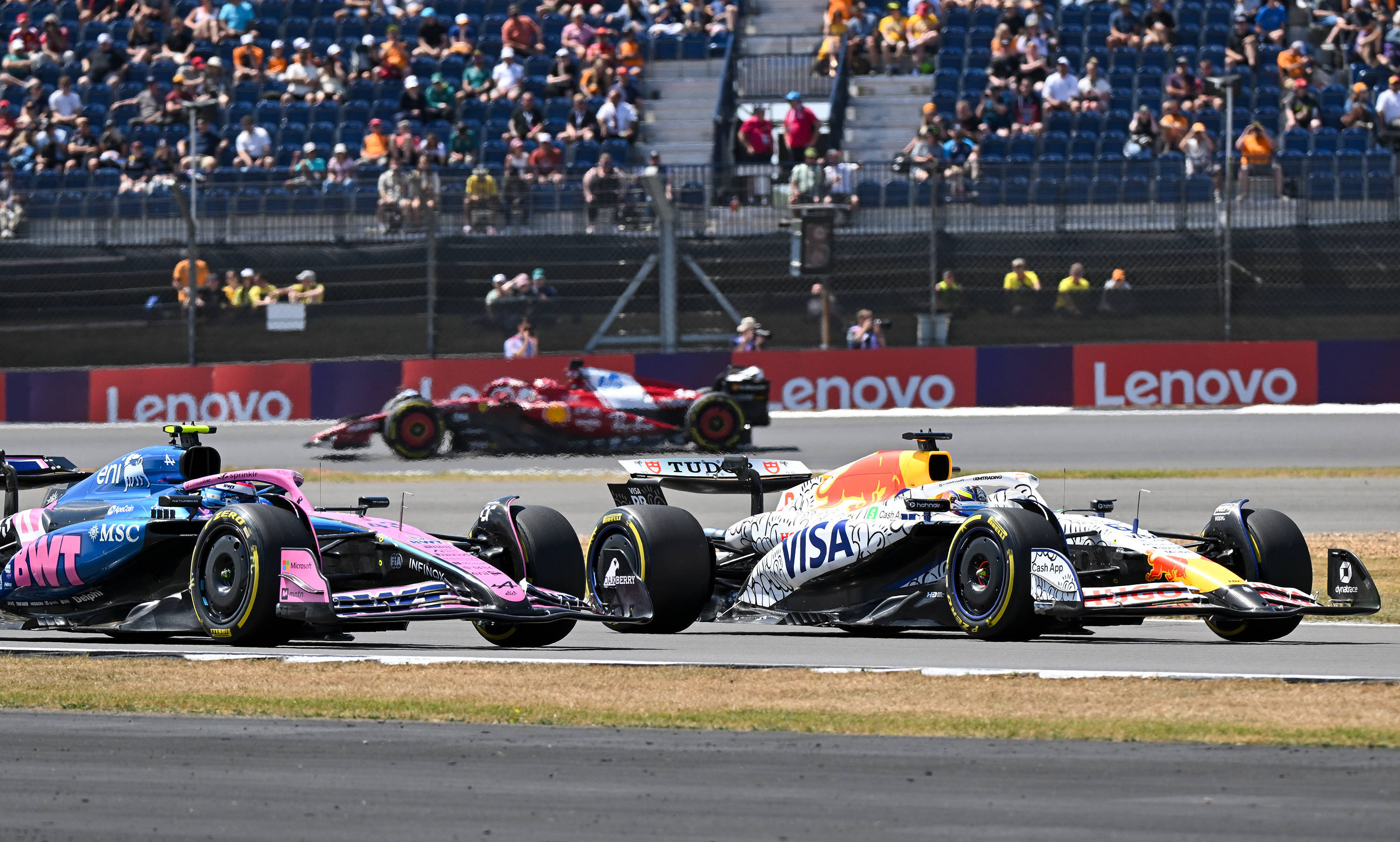 包含红牛二队绝杀梅赛德斯，诺里斯点燃赛场的词条