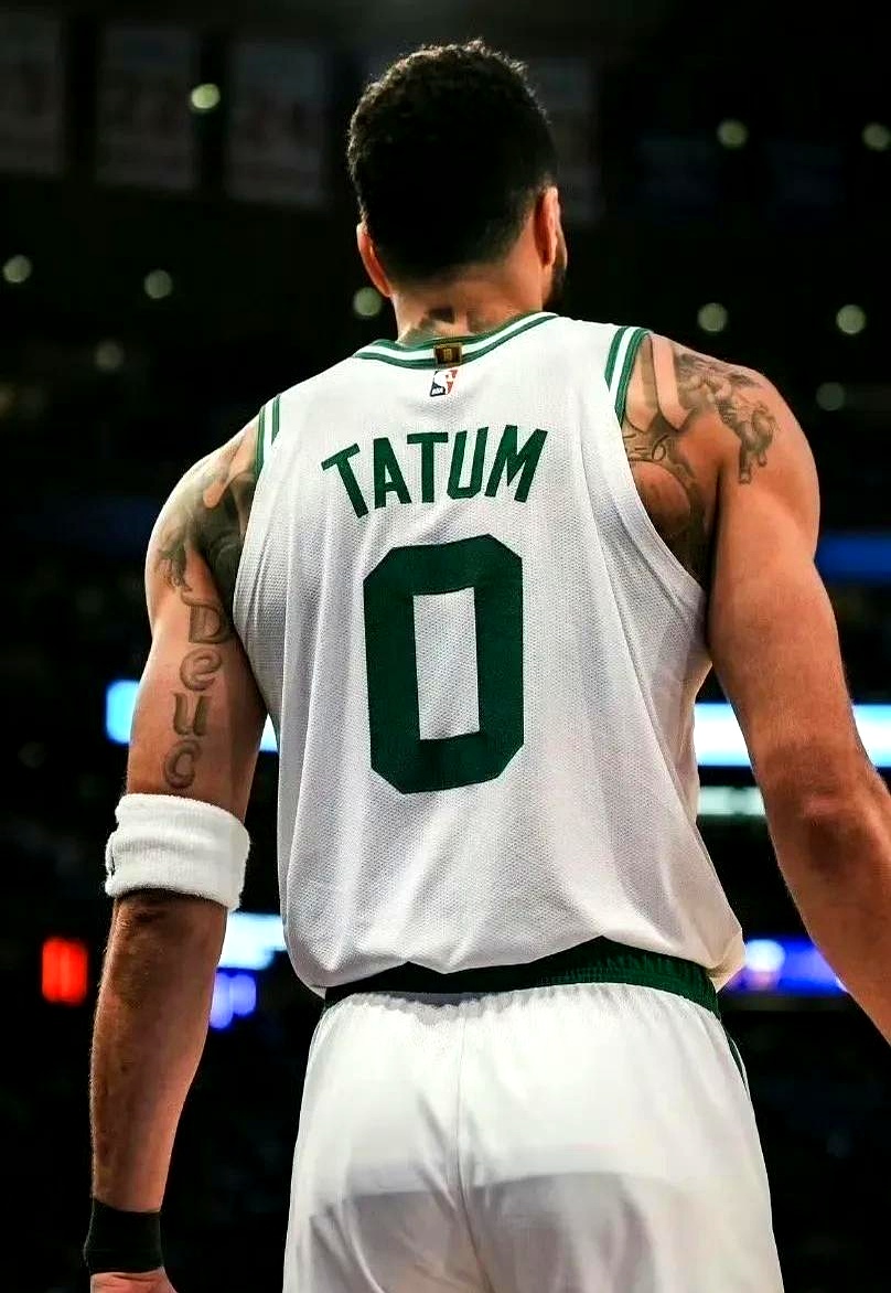 勇士横扫吉林队，塔图姆刷新纪录的简单介绍