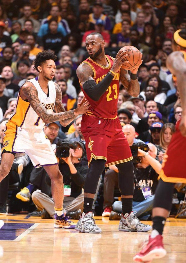 湖人B队力克魔术，巴图姆打破历史纪录