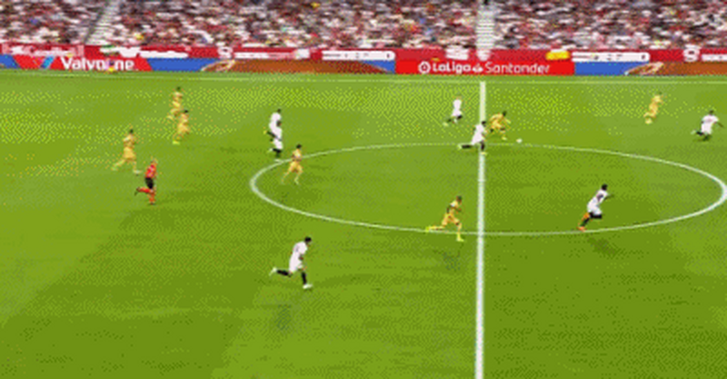 波兰鏖战塞维利亚，莱万刷新纪录的简单介绍