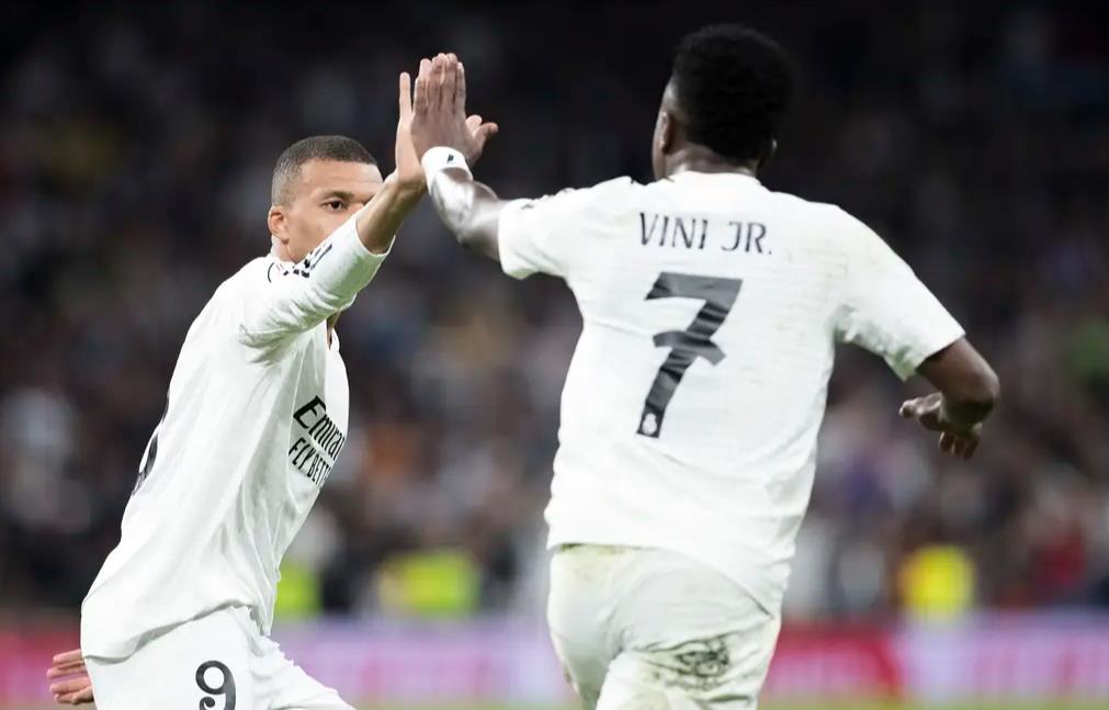 包含皇家社会明日对决,球员备战状态火热的词条 包含皇家社会明日对决,球员备战状态火热的词条