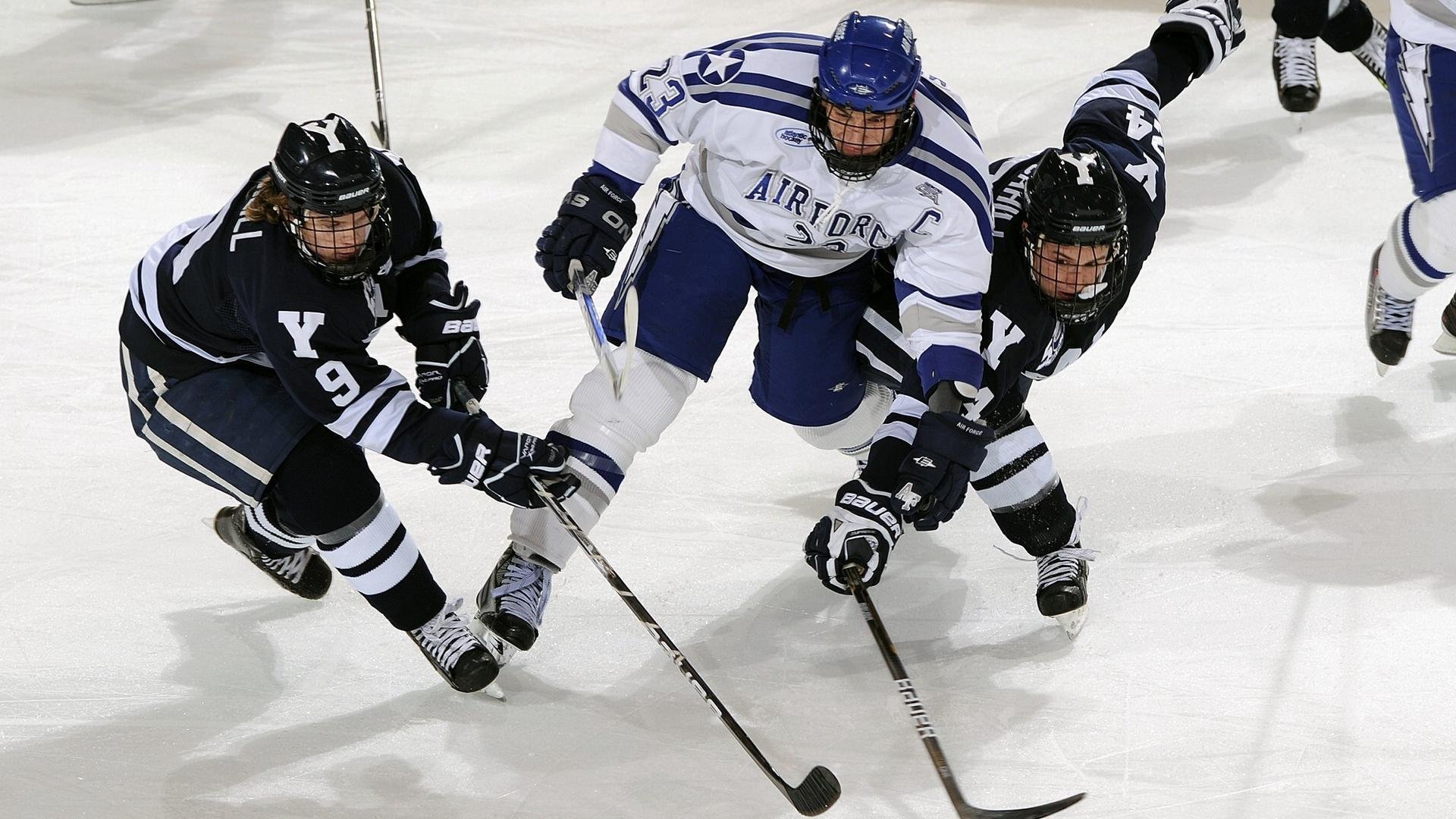 密尔沃基的寒夜，多伦多的火焰，西亚卡姆如何点燃雄鹿与公牛的对决