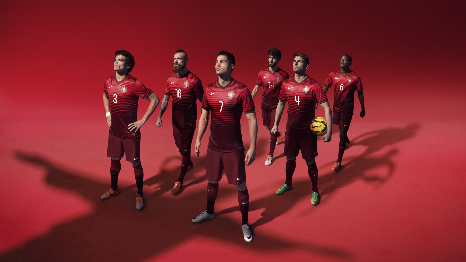 当东方狂胜遇见西方接管，竞技体育的平行宇宙