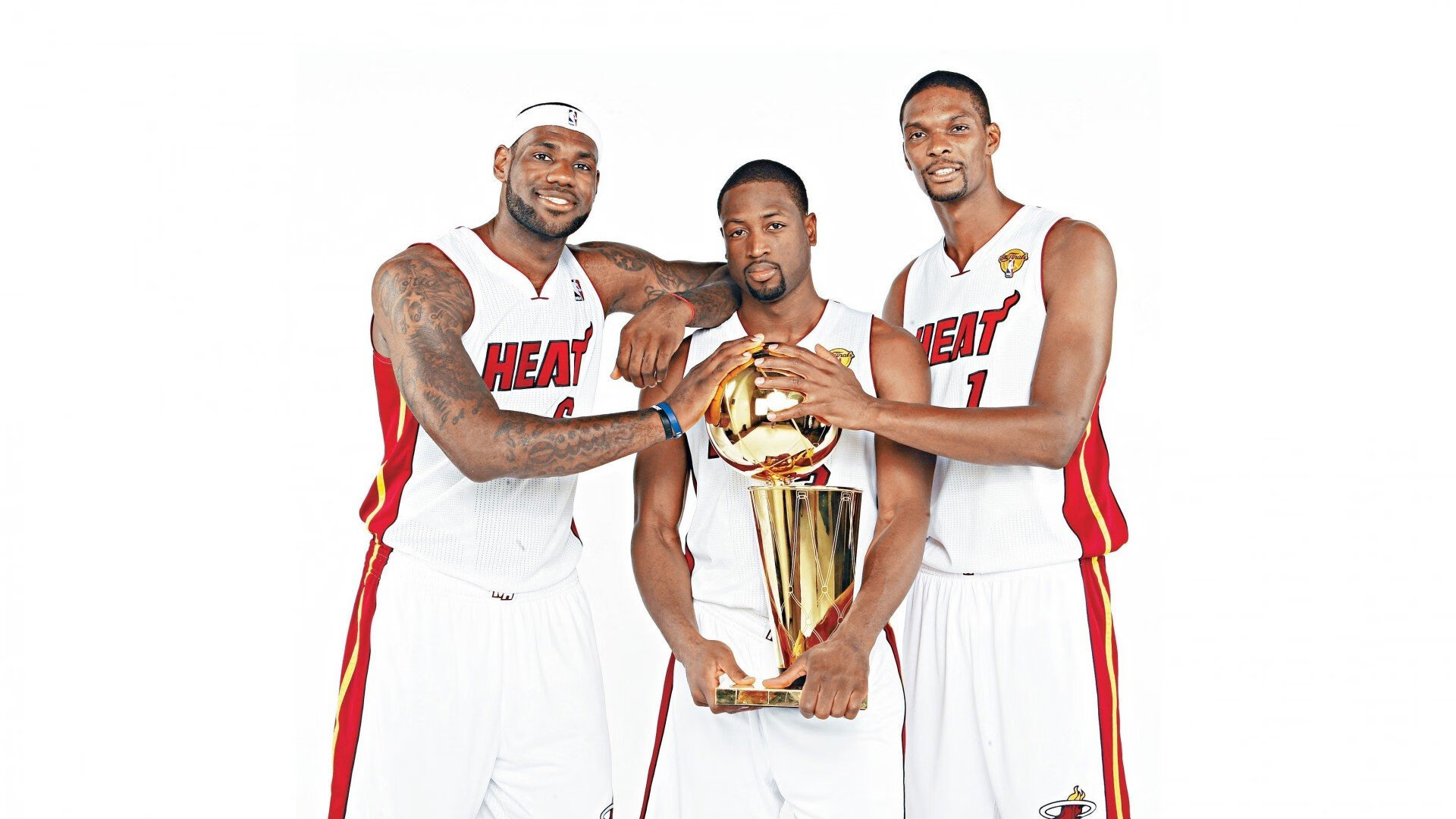 掘金完胜太阳，塔图姆刷新纪录，双星闪耀定义NBA新格局